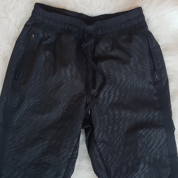 Lululemon waterproof trackpants